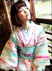 荒関克子_150705_浴衣のコーディネートにかごバックが素敵!【画像01】